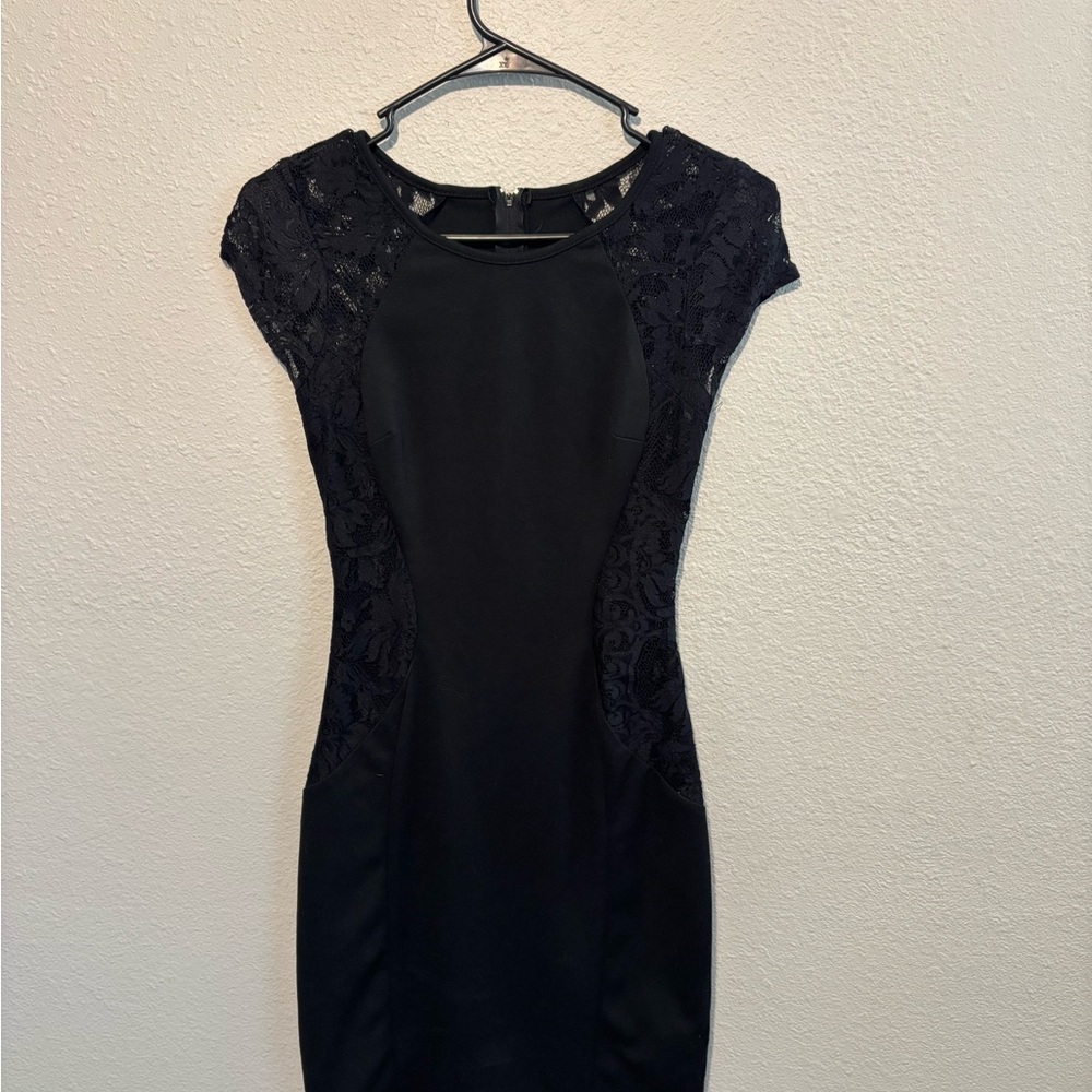 Iz Byer Black Sheath Mini Dress Cap Sleeve